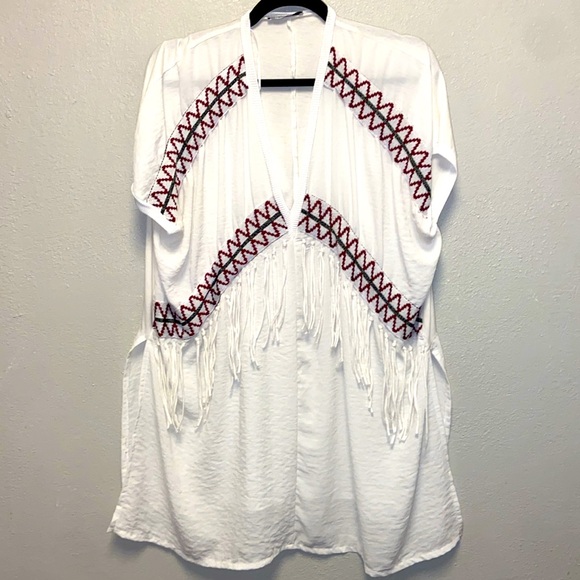 Zara White Fringe Deep VNeck Oversized Embroidered Festival Boho Tribal Top 3465 - Picture 3 of 8